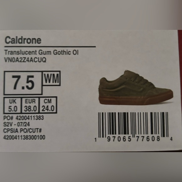 Vans Caldrone Suede Women’s Shoes - Picture 14 of 15